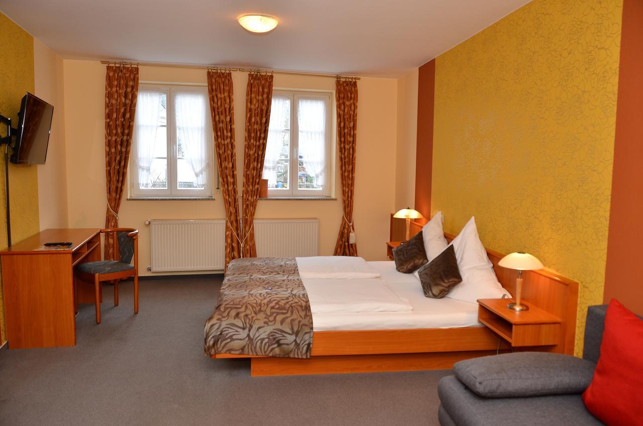 Gasthaus Zur Rebe Mehring  Extérieur photo